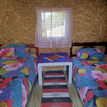 Katun Ljeljenak Hotel Pluzine Bagian luar foto