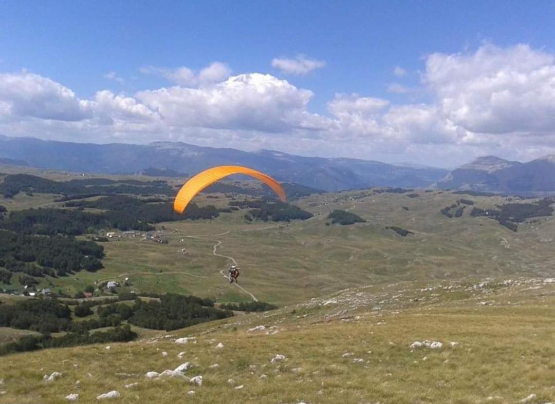 Katun Ljeljenak Hotel Pluzine Bagian luar foto