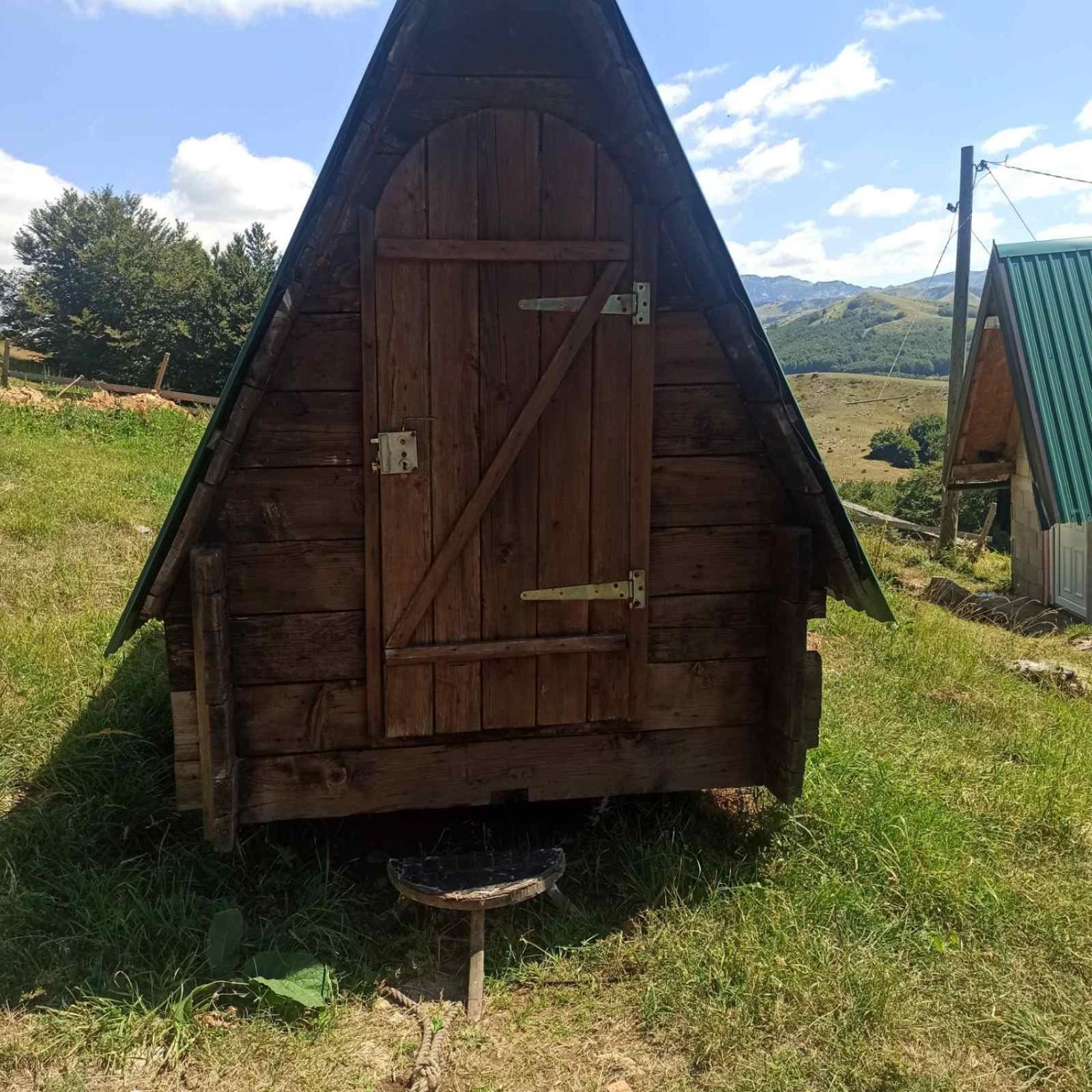 Katun Ljeljenak Hotel Pluzine Bagian luar foto