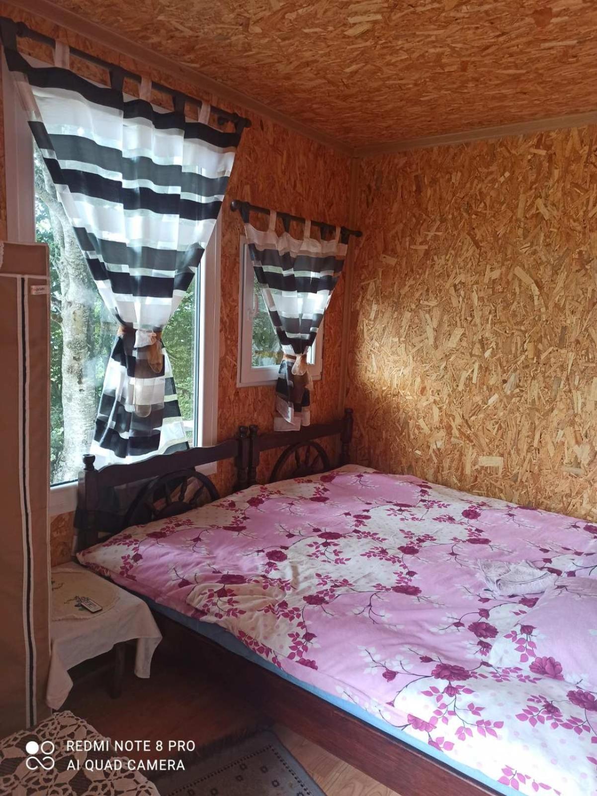 Katun Ljeljenak Hotel Pluzine Bagian luar foto